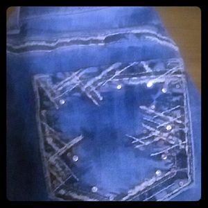 Maurice's capris jeans slightly worn 11/12